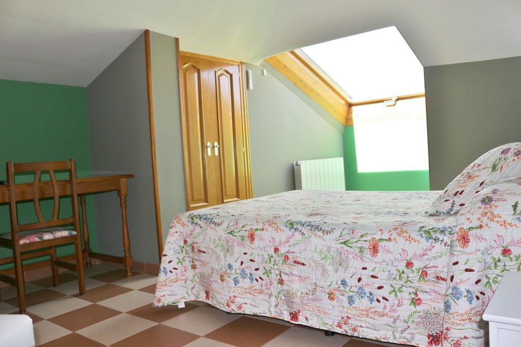 Hostal Don Jaime II Segovia Kültér fotó