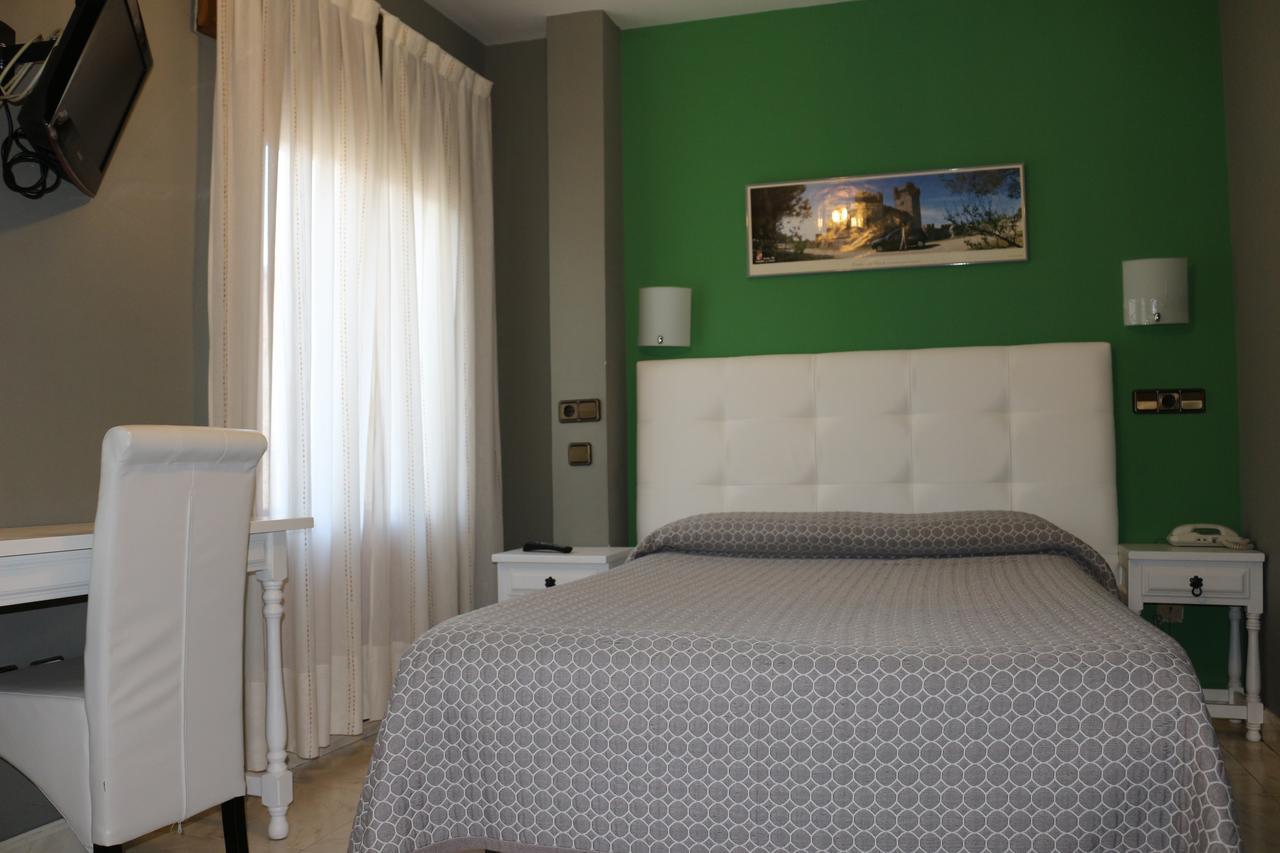 Hostal Don Jaime II Segovia Kültér fotó