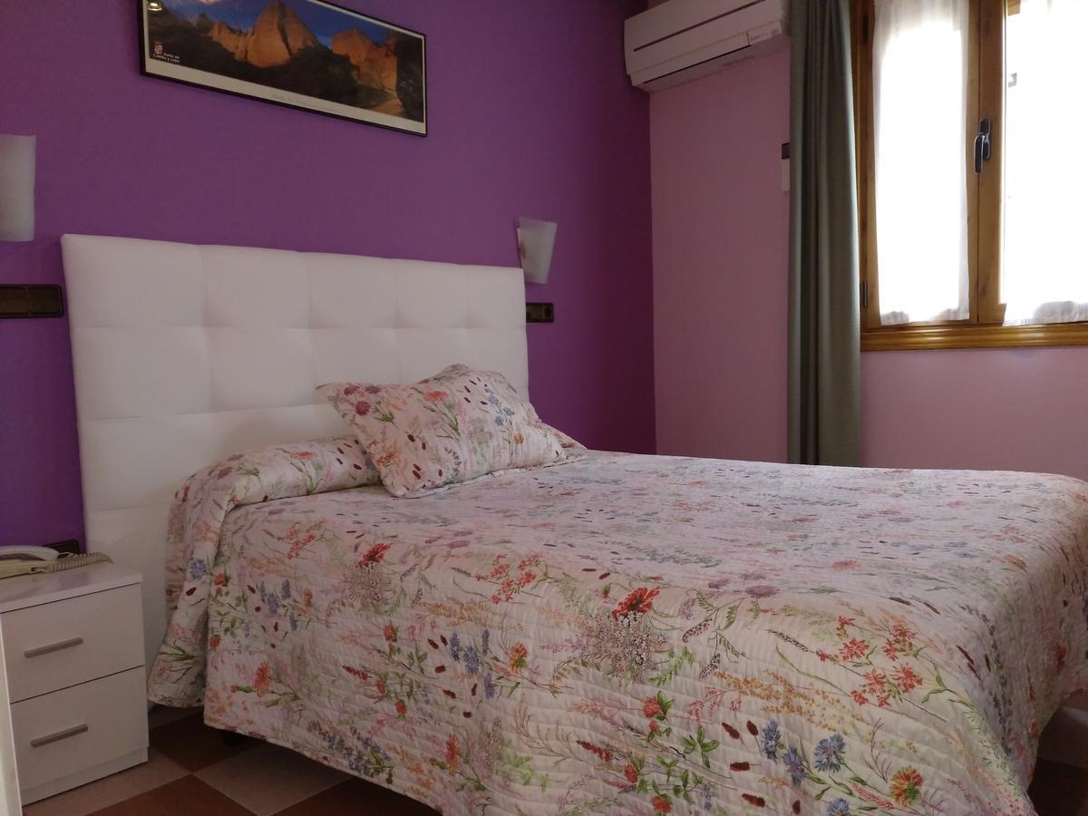 Hostal Don Jaime II Segovia Kültér fotó