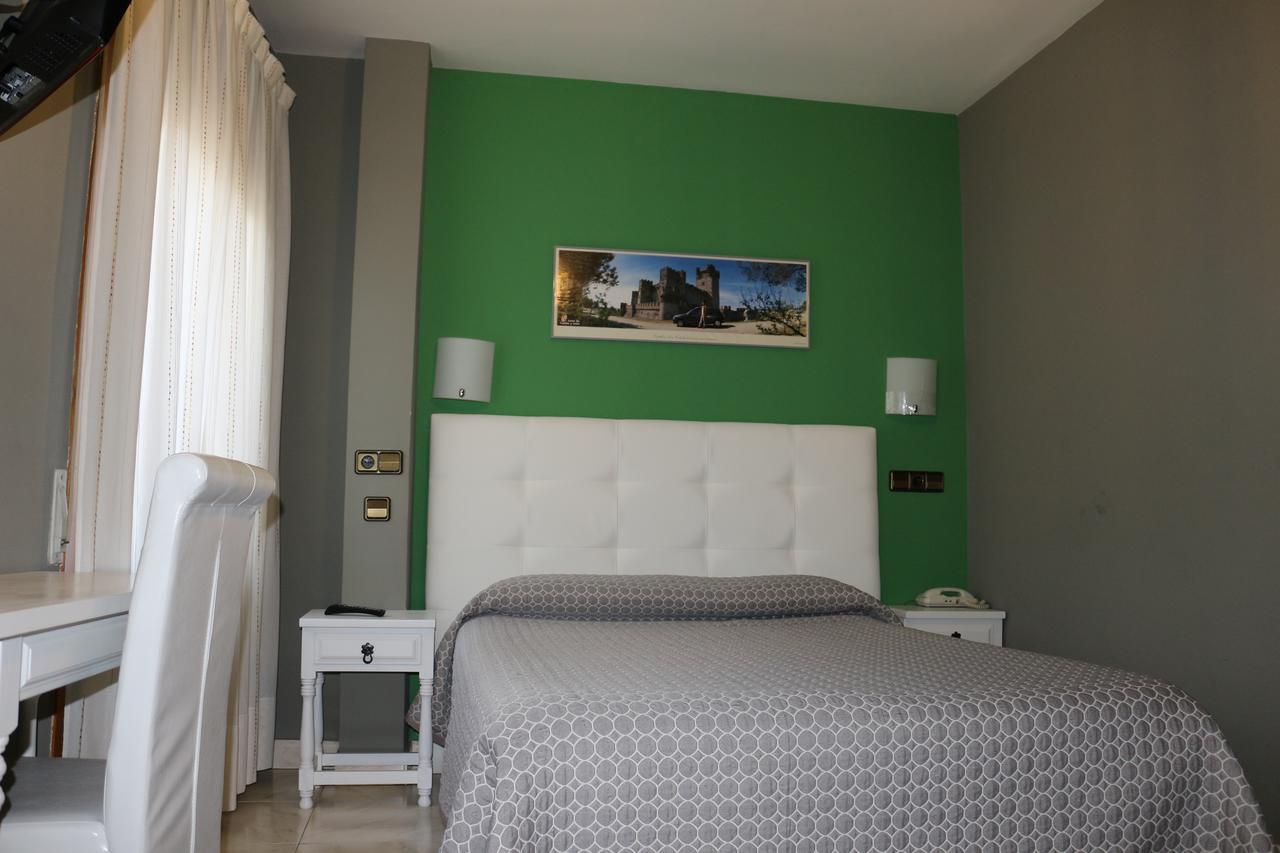Hostal Don Jaime II Segovia Kültér fotó