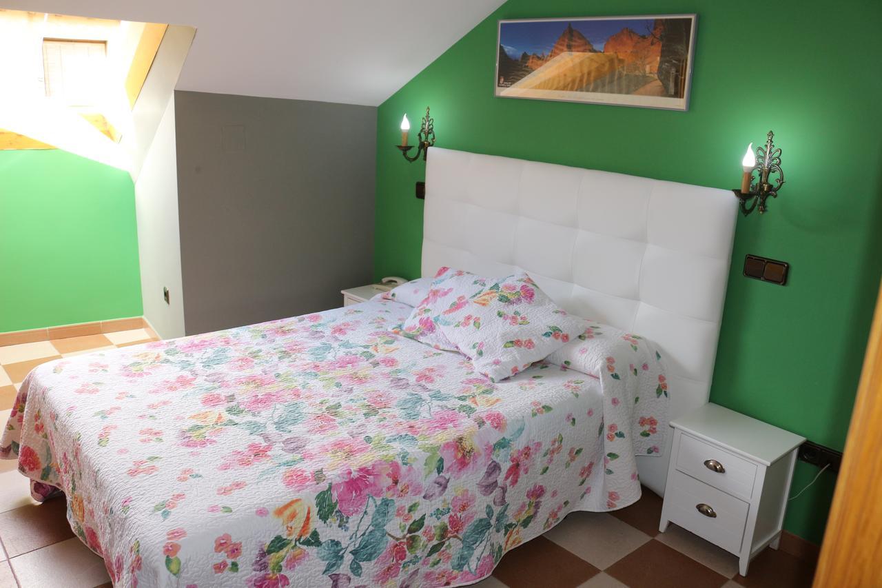 Hostal Don Jaime II Segovia Kültér fotó